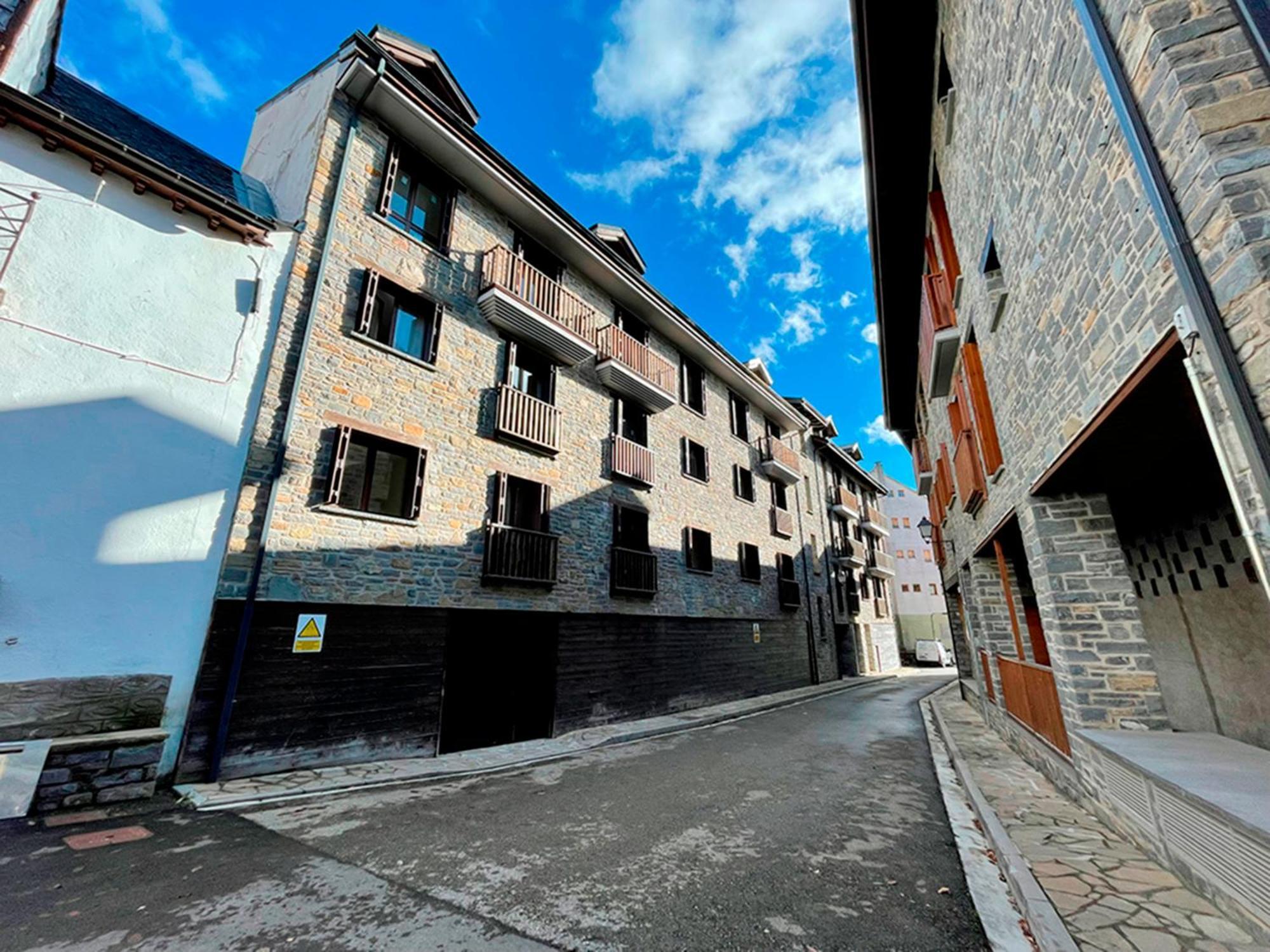 Apartamentos Escarrilla Suites 3000 Kültér fotó